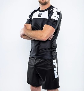 Camisetas de Compresión Rash Guard para Hombre 2026, con Logotipo Personalizado, Tela Spandex de 280g, Mangas Largas/Cortas, Duraderas, Personalizadas para Adultos - Product Image 5