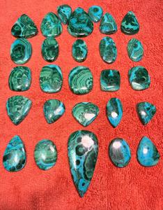 Lot en gros de cabochons de chrysocolle et malachite très demandés – Pierres précieuses en vrac de chrysocolle et malachite pour la lithothérapie - Product Image 2