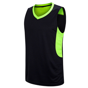 Tenues de basket-ball professionnelles respirantes, confortables, à séchage rapide, 100% polyester, de haute qualité, design personnalisé, grandes tailles - Product Image 2