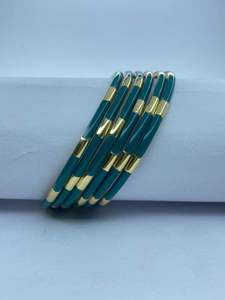 Ensemble de bracelets vintage en métal faits à la main, cadeau de mariage ou de fête, bracelet en résine de qualité supérieure, idéal pour les fêtes. - Product Image 5