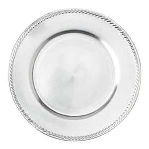 Plato de Metal con Acabado Plateado Hecho a Mano con Patrón Floral Grabado, Diseño Moderno, Apto para Lavavajillas, para Fiestas - Product Image 3