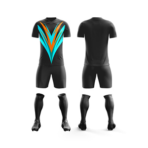 Kit de football personnalisé en gros, sublimé |   Tailles pour hommes, femmes et jeunes |   Vêtements de sport légers à séchage rapide en gros - Product Image 5