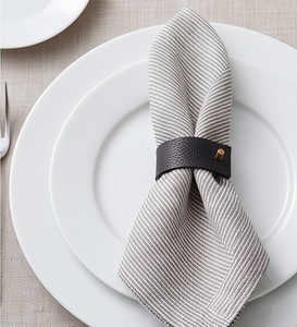 Anneaux de serviette en cuir pour la mise en table, les repas quotidiens, les événements spéciaux, les cadeaux et la décoration de table contemporaine - Product Image 3