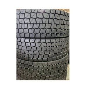 Nouveau pneu solide 315/80R22.5 pour camion commercial - Marque personnalisée pour utilisation sur autoroute et transport régional - Product Image 1
