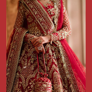 Robe de mariée royale moderne, longueur ras du sol, dos lacé, épaules dénudées, col montant, volants en cristal, broderie en dentelle - Product Image 6