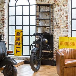 Estante delantero para motocicleta Vandana Optima Nimbus de metal negro - Product Image 5