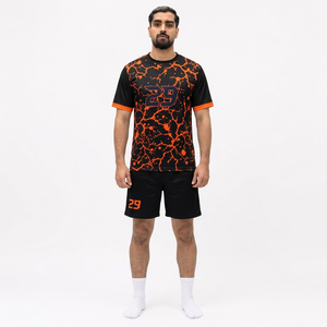 Conjunto de Camiseta de Fútbol Unisex Negra y Naranja, Número 29, Cuello Redondo, Manga Corta, Absorbe la Humedad, Ajuste Atlético, Poliéster, Nombre del Equipo Personalizado - Product Image 1