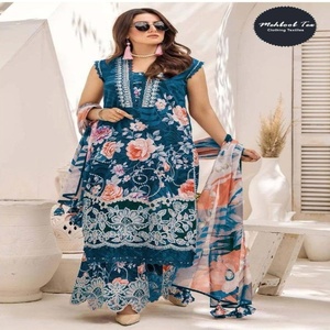 Conjunto de Salwar Kameez y Dupatta de Algodón de Calidad de Exportación India con Estampado y Bordado, Ropa Étnica - Product Image 1