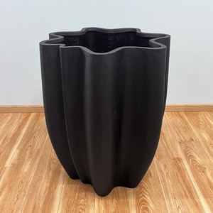 Fournisseur de produits de jardinage, artisanat du Vietnam, jardinières en pierre synthétique pour espaces verts, fabriquées par un fabricant vietnamien - Product Image 3
