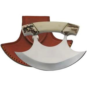 Cortador de Pizza Personalizado de Acero de Damasco Hecho a Mano con Estilo Único, Mango de Madera Personalizado y Funda de Cuero - Product Image 1