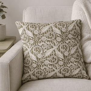 Housse de coussin imprimée à la main avec motifs géométriques et floraux bohèmes, 16x16, pour canapé et chaise, exportation indienne - Product Image 1
