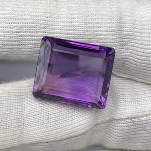 Ametista natural tallada en forma de cojín, 36.97 quilates, tamaño grande, calidad AAA, con brillo y color agradable, corte y pulido perfectos a precio económico. - Product Image 6
