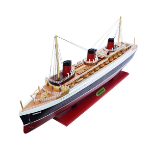 C003 - Maquette de bateau peinte Normandie, modèle artisanal en bois, décoration nautique, cadeau pour collectionneur maritime, 80Lx29.2Wx36H cm - Product Image 3