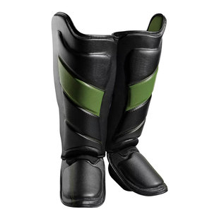 Protège-tibias de football en cuir PU, protection professionnelle, durable, flexible, confortable, sûr, léger, pliable, toutes saisons - Product Image 4