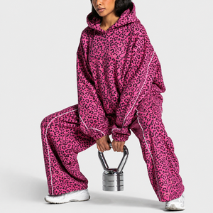 Sweat à capuche doux pour femme, imprimé léopard rose, saison hiver, avec détails contrastants, style streetwear, tendance - Product Image 4