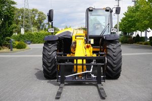 Nuevo Manipulador Telescópico Manual JCB 526-56, Altura de Elevación de 5.6 m, Capacidad de 2600 kg, Ruedas de Goma para Terreno Accidentado y Todoterreno - Product Image 5