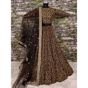 Black Zari Embroidered Silk Bridal Lehenga Choli for Plus Size <b>Bride</b> - Product Image 5