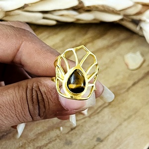 Trendy Design Boho Crown <b>Tiger</b> <b>Eye</b> <b>Rings</b> Tribal Brass <b>Rings</b> for Women 18k Gold Plated Statement Crown <b>Ring</b> for Wholesale/OEM/ODM - Product Image 2