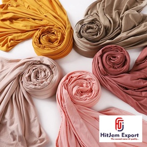 Plain Airflow <b>Scarf</b> Woven Fabric Producer Cotton Viscose Polyester Lightweight Textile for Custom Brand Collections - Product Image 4