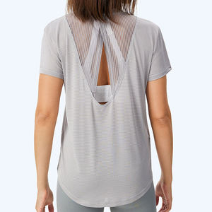 เสื้อยืดกีฬาแขนสั้นแบบยูนิเซ็กซ์ ผ้าตาข่าย ซิป ¼  พร้อมโลโก้ด้านหน้า สายรัดปรับได้ แห้งเร็ว เหมาะสำหรับออกกำลังกายและตีกอล์ฟ - Product Image 2
