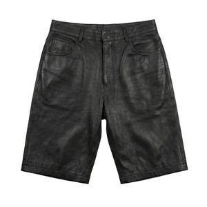 Shorts en jean blanc tendance pour femme été 2026 – Nouvelle collection en coton/élasthanne, coupe Bermuda, design uni – Vente flash - Product Image 1