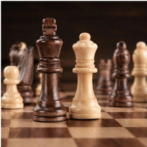 Best Quality High Solid Wood Handmade Modern Handicraft Folding Portable Chessboard Customizable Color Size Design - Product Image 1