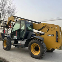 Chariot télescopique d'occasion JCB 540 avec moteur diesel et fourches à palettes