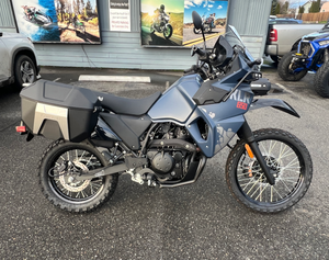 Moto tout-terrain double usage KLR 650 Touring 2025 Adventure Abs neuve d'origine, 652 cm3 - Product Image 1