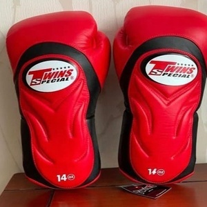ถุงมือชกมวยรุ่นล่าสุด แบบสั่งทำได้ หลายสี ระบายอากาศได้ดี สำหรับผู้ใหญ่ ผลิตจากหนังวัวแท้ 100% เหมาะสำหรับ MMA มวยไทย - Product Image 1