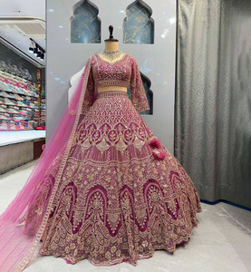 现成的印度设计师Lehenga配Dupatta，乔其纱配亮片刺绣工作派对穿宝莱坞女装 - Product Image 1