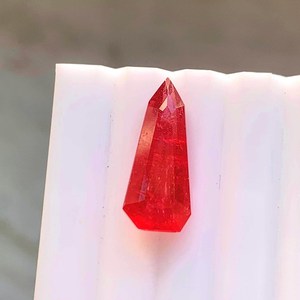 Piedra Preciosa de Rodonita Natural de Brasil, Perfecta para la Elaboración de Joyería Fina y Colecciones de Joyería de Diseño - Product Image 6