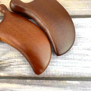 Masajeador Facial Gua Sha de Madera Rústica Ecológica con Madera de Acacia Sólida para Relajación Muscular - Regalo de Año Nuevo - Product Image 2