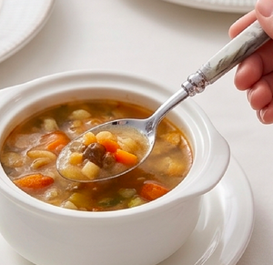 Ensemble de 4 couverts élégants en acier inoxydable poli argenté avec poignées en marbre, pour la cuisine et la table - Product Image 3