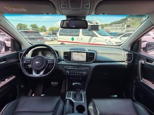 Sportage SUV 2019 Blanc 5 Places Diesel Pneus R17 Volant à Gauche Voiture d'Occasion Coréenne - Product Image 3