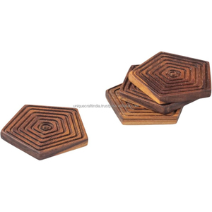 Posavasos Hexagonales de Madera Tallada |   Diseño Geométrico Artesanal |   Clásico, Ecológico, Ligero y Duradero, Utensilio de Cocina de 100 mm para el Hogar - Product Image 1
