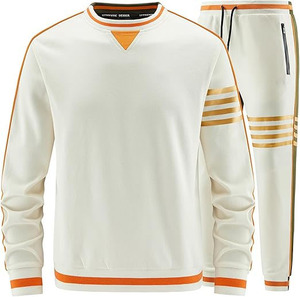 Ensemble de survêtement de luxe blanc cassé pour homme – Ensemble deux pièces de créateur avec sweat-shirt à col rond et pantalon de jogging fuselé - Product Image 2