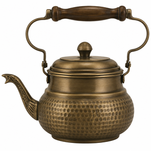 Bouilloire à thé chinoise en métal au look traditionnel avec poignée et couvercle en bois, design martelé noir pour la cuisine - Product Image 6