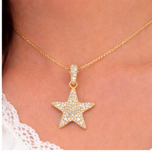 Élégant et Unique Collier Pendentif Étoile de Mer en Or Massif 10K avec Diamant Moissanite, Création Personnalisée, Cadeau Idéal pour les Amateurs de Plage - Product Image 2