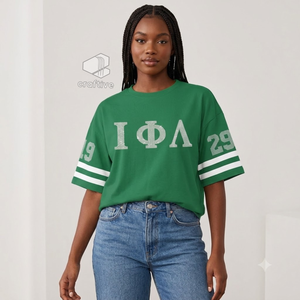 เสื้อยืดสตรี Iota Phi Lambda ประดับเพชรเทียม สีเขียวขาว ลายตัวอักษรกรีก คอกลม แขนลายทาง เสื้อยืดลำลองลายกราฟิก - Product Image 5