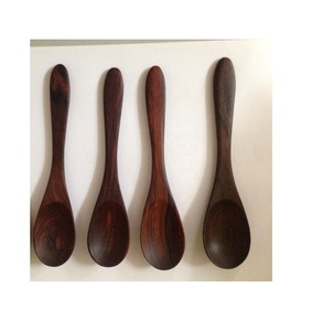 Cuchara Larga de Madera Tallada a Mano con Forma de Hoja de Árbol, 10 ml, Regalo para Cualquier Ocasión, Decoración para Cocina, Mesa de Comedor, Fiesta, Multifuncional - Product Image 5