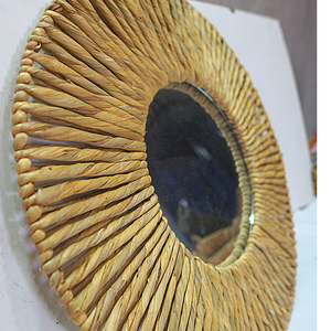 Espejo colgante de maquillaje hecho a mano, decoración de alta calidad con forma redonda - Product Image 5