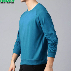 เสื้อสเวตเชิ้ตคอกลมเนื้อนุ่มบุขนแกะสำหรับผู้ชาย สวมใส่ได้ทุกวัน ดีไซน์เรียบง่าย เสื้อคลุมอุ่นๆ แบบเรียบๆ บรรจุในกล่อง - Product Image 2