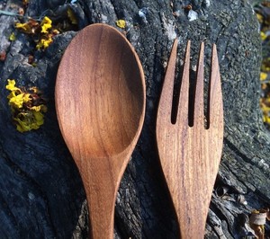 Service à salade royal en bois d'acacia avec manche élégant, ustensiles de table en bois, service à salade ou fourchettes à salade, ensemble de couverts cuillère et fourchette - Product Image 1