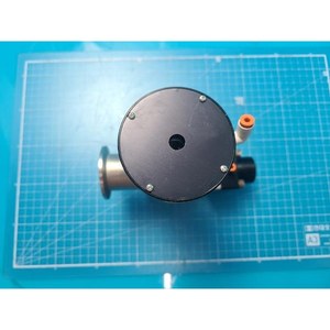 Controlador de Flujo Másico MKS L2-40-AK-225-UNVNH-F12 Usado Como Está, Piezas de Equipos Semiconductores Legados - Product Image 1