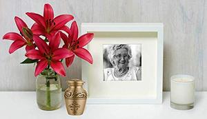 Classic Aluminum <b>Keepsake</b> <b>Memorial</b> Cremation Urn Ash Holder Crafted With Elegant Surface Texture And Stylish Appeal - Product Image 2