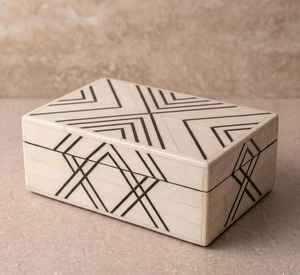 Classic Bone Inlay <b>Storage</b> <b>Box</b> With Detailed Craft Design <b>For</b> Home <b>Decor</b> Bedroom And Personal Organization - Product Image 4