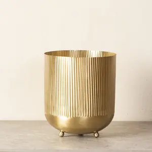 Macetero de latón de lujo natural con soporte, maceta de metal de diseño para decoración de sala de estar y balcón, para exportación mundial desde India - Product Image 2