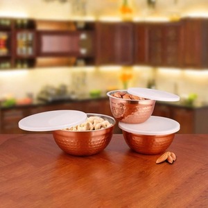 Taza de Cobre GLOSSY TOUCH ART Parrots of the Night Meena - Portátil para Uso Doméstico Contemporáneo - Product Image 2