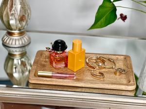 Bandeja de madera de mango fractalizada y quemada, hecha a mano y personalizada: organizador de mesita de noche para decoración del hogar - Product Image 6