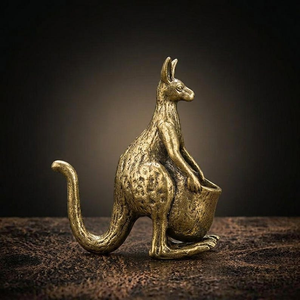 Escultura de Canguro de Latón Hecha a Mano con Bolsa, Acabado Dorado, Figura de Canguro de Metal, Estatua de Animal de la Vida Silvestre Australiana, Única - Product Image 3